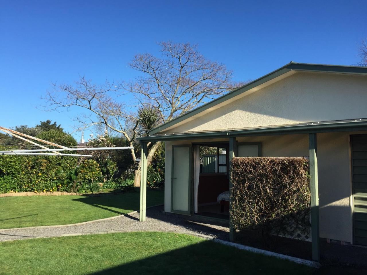 Cosy, Central Greytown Sleepout Luaran gambar