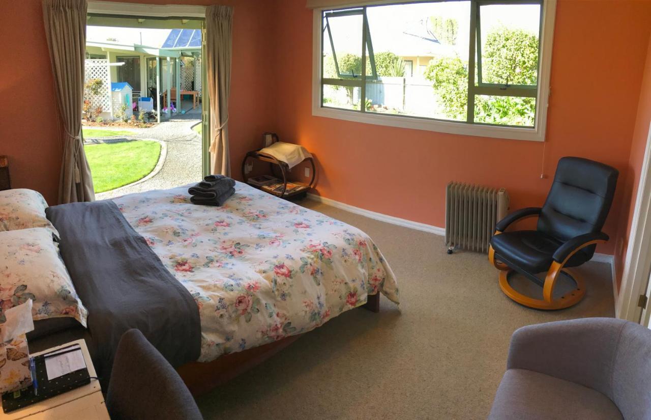 Cosy, Central Greytown Sleepout Luaran gambar